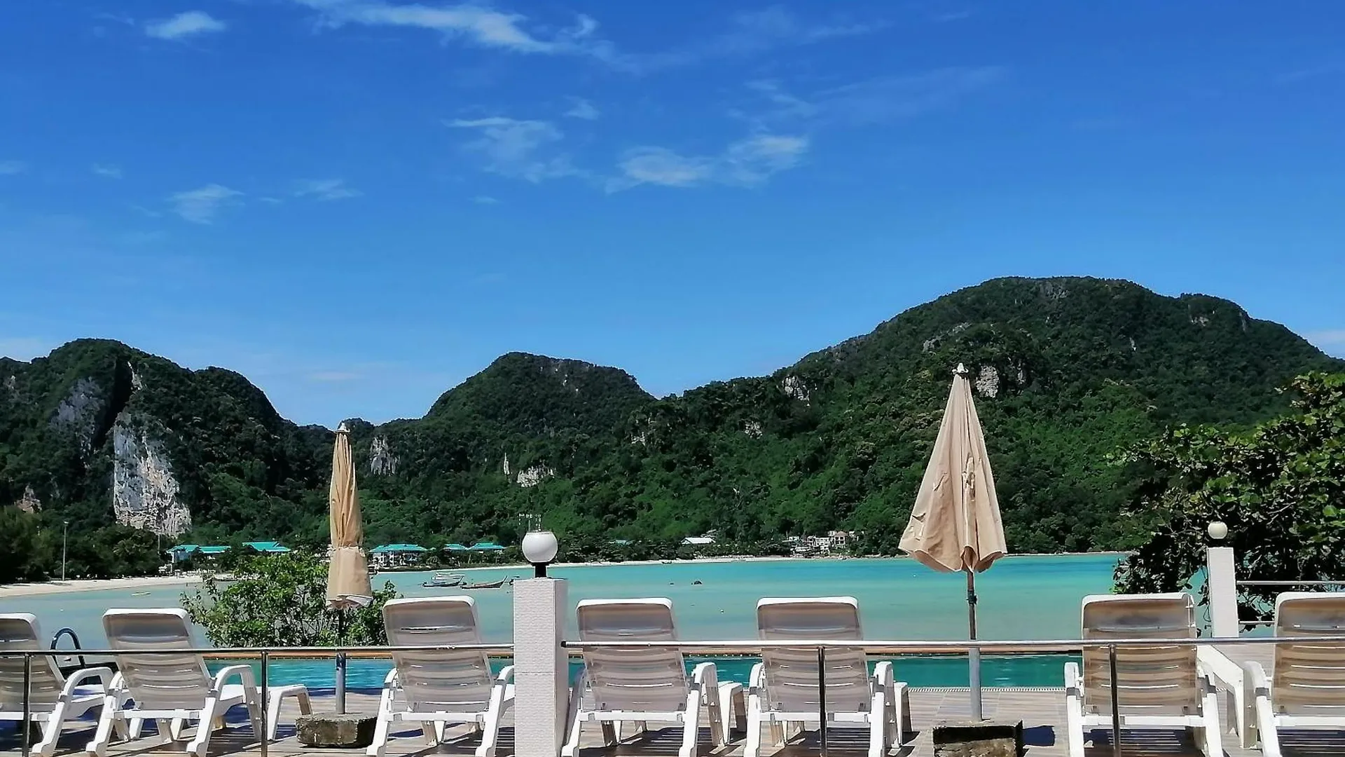 Phi Phi View Point Resort Hotel